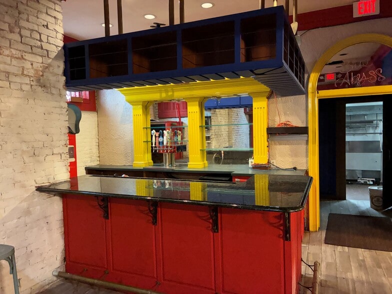 More Photos Of 1907 West End Ave, Nashville Restaurant For Sale