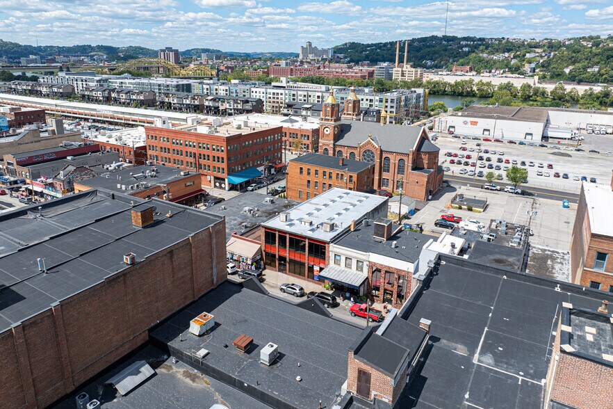More Photos Of 2111 Penn Ave, Pittsburgh Storefront Retail Office For Lease
