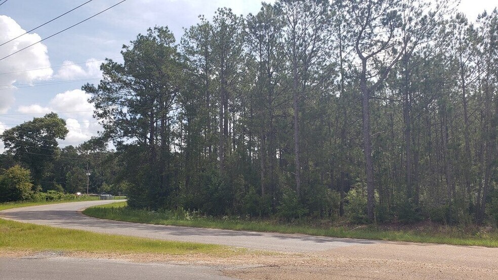 More Photos Of 300 N Industrial Park Dr, Liberty Land For Sale