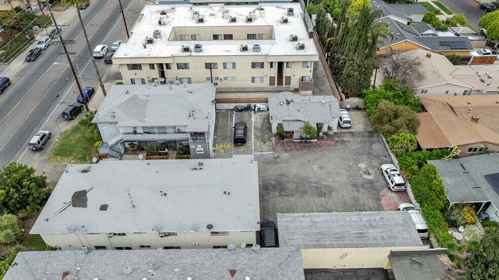 More Photos Of 6860-6870 Hazeltine Ave, Van Nuys Apartments For Sale