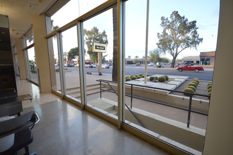 More Photos Of 3423 W Bethany Home Rd, Phoenix Office For Sale