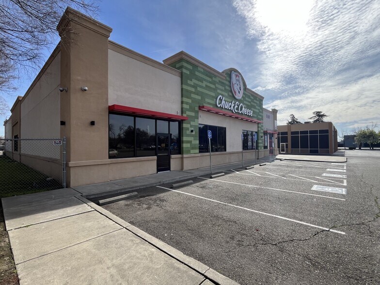 More Photos Of 6436 Pacific Ave, Stockton Restaurant For Sale