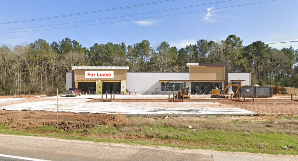 More Photos Of 13412 TX-150, Coldspring Storefront For Lease