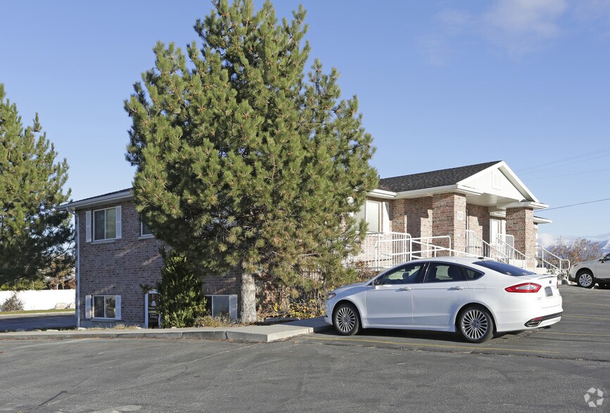 Primary Photo Of 5145 S Airport Rd, Roy Office For Lease