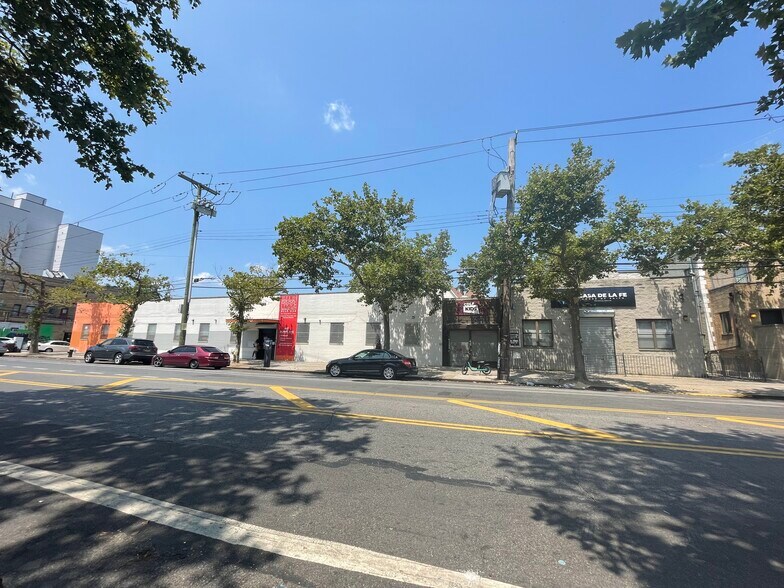 Primary Photo Of 815 Burke Ave, Bronx Office For Sale