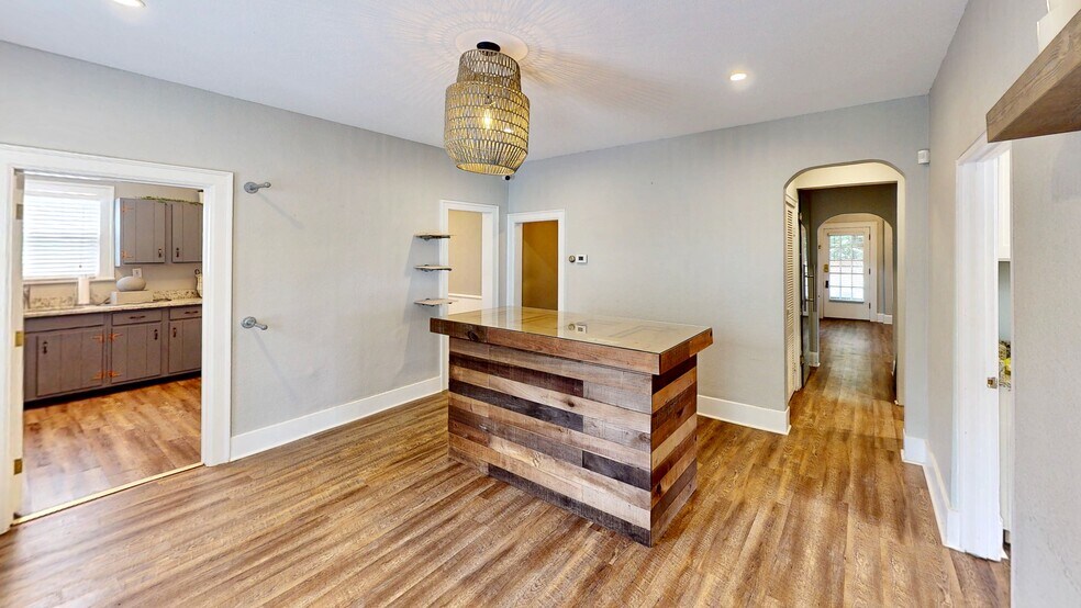 More Photos Of 140 W Front St, Perrysburg Office For Sale