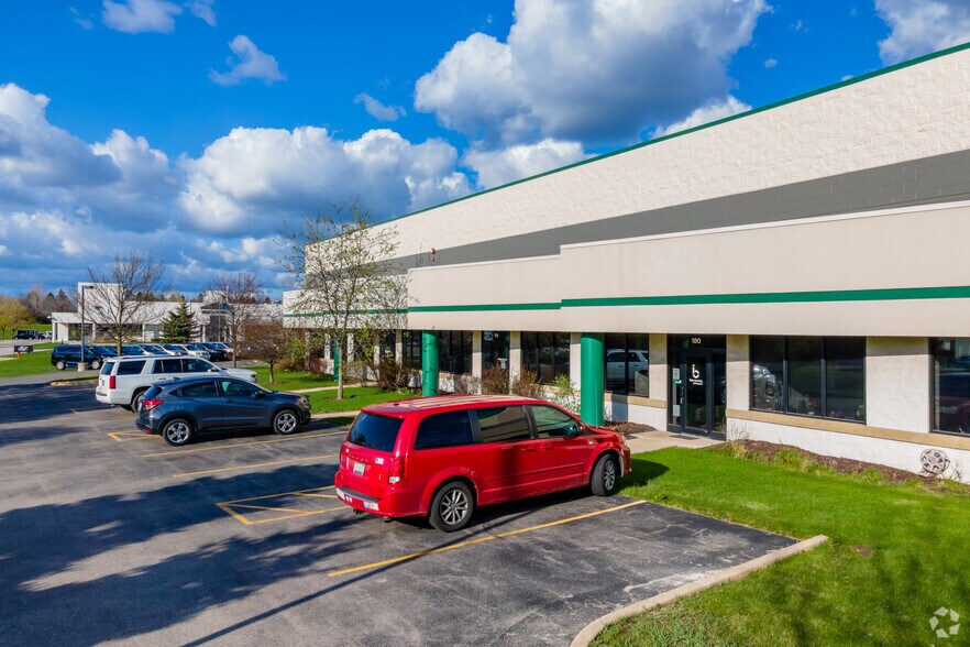 More Photos Of N8W22195 Johnson Dr, Waukesha Flex For Sale