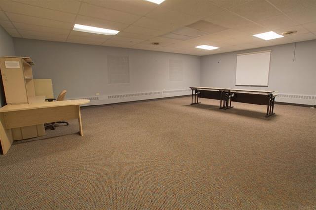 More Photos Of 719 S Buffalo St, Warsaw Office For Lease