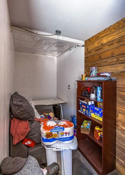 More Photos Of 12561-12563 Persing Dr, Whittier Showroom For Sale