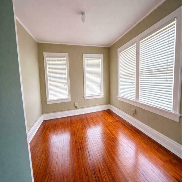 More Photos Of 725 W Central Ave, Winter Haven Office Residential For Lease