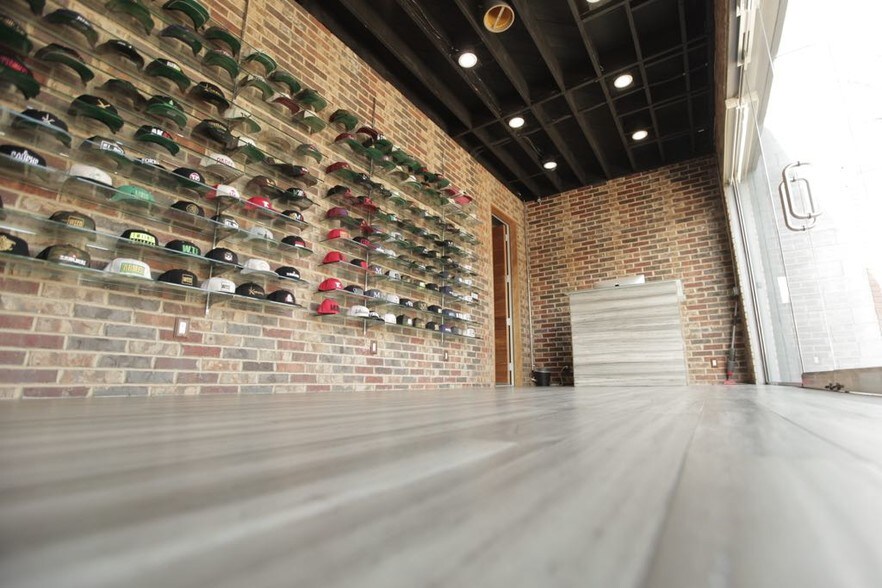 More Photos Of 4209 W Burbank Blvd, Burbank Office For Lease
