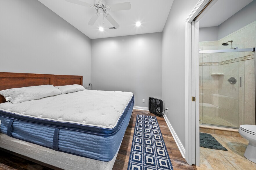 More Photos Of 3224 Winchester Ave, Ashland Flex For Sale