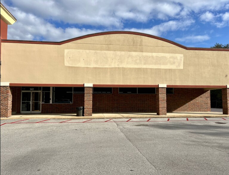 More Photos Of 3600 Hixson Pike, Chattanooga Unknown For Sale