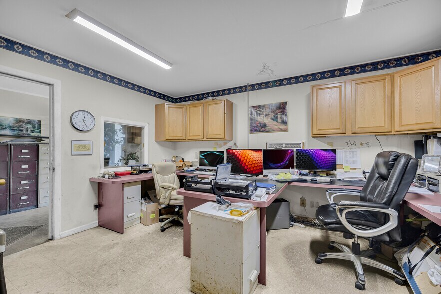 More Photos Of 810 Old Hull Rd, Athens Industrial For Sale