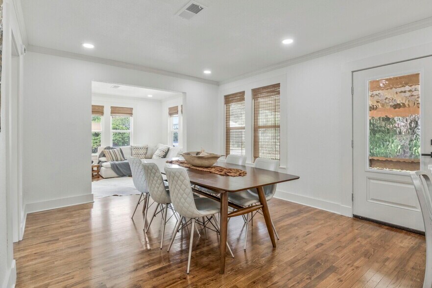 More Photos Of 6682 Ravine St, Milton Office Residential For Sale