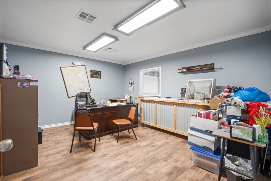 More Photos Of 4951 US Highway 190 W, Livingston Office For Sale
