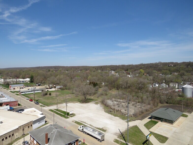 More Photos Of 224 Main St, Marseilles Industrial For Sale