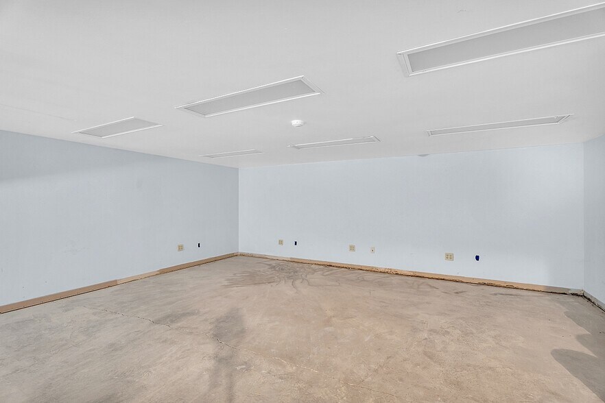 More Photos Of 2-4 Mary E Clark Dr, Hampstead Medical For Sale