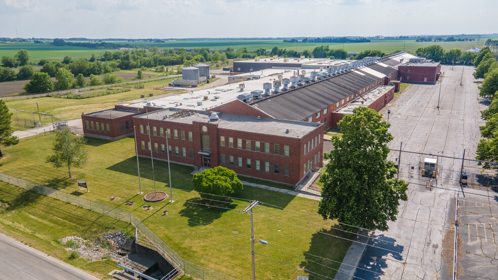 Primary Photo Of 1501 S 19th St, Mattoon Warehouse For Sale