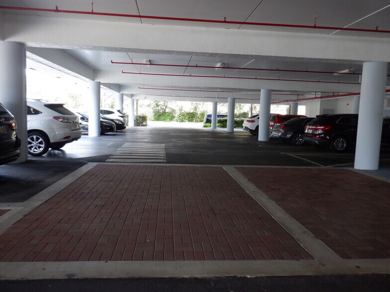 More Photos Of 3900 Woodlake Blvd, Greenacres Office Residential For Lease