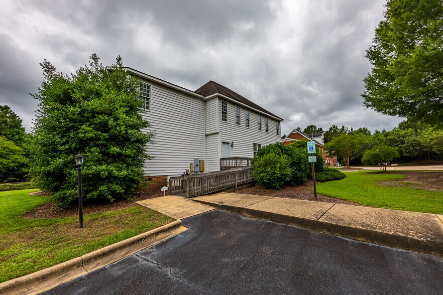 More Photos Of 600 Nc-42 Hwy, Clayton Office For Lease
