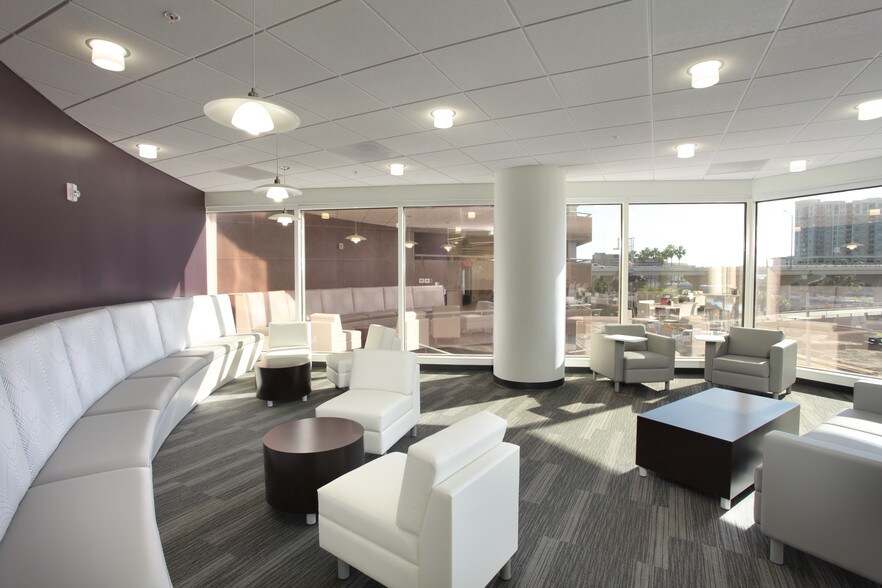 More Photos Of 100 S Ashley Dr, Tampa Office Residential For Lease