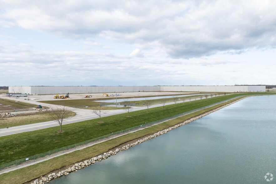 Primary Photo Of 10 Eastwood Dr, Luckey Manufacturing For Sale