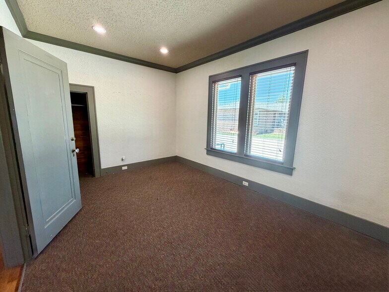 More Photos Of 619 Fayetteville Rd, Van Buren Medical For Lease