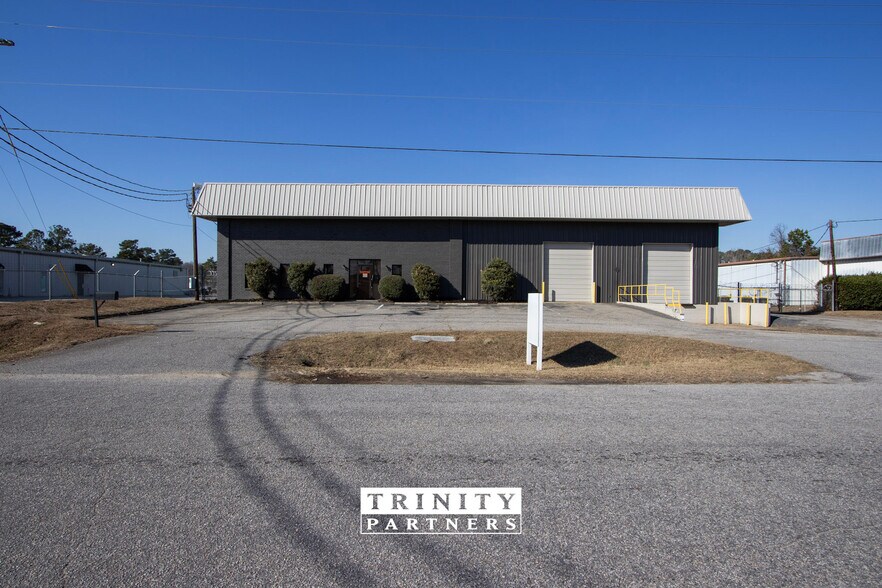 More Photos Of 116 N Shorecrest Rd, Columbia Warehouse For Sale