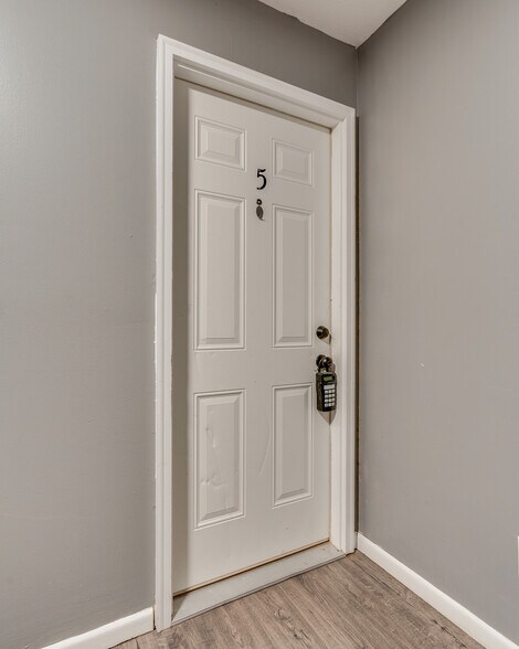 More Photos Of 1433 Stratford Rd, Kingsport Apartments For Sale