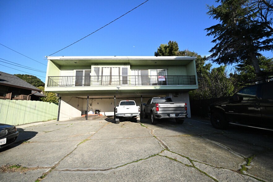 Primary Photo Of 2241 9th St, Berkeley Apartments For Sale