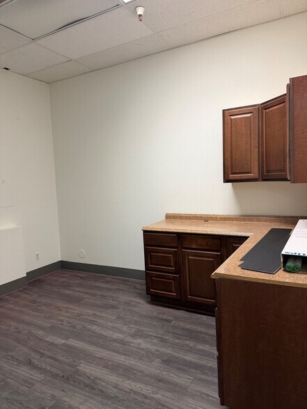 More Photos Of 5365 Mae Anne Ave, Reno General Retail For Lease