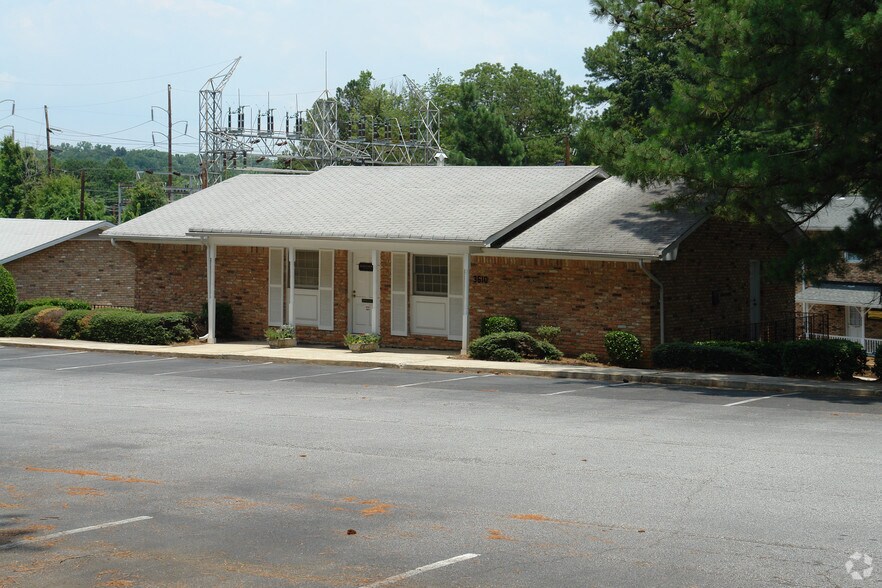 More Photos Of 3610-3614 Chamblee Tucker Rd, Atlanta Office For Sale