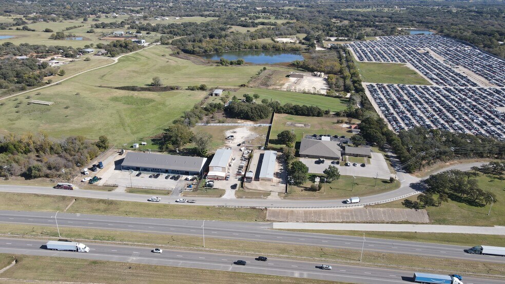 More Photos Of 2875 S Burleson Blvd, Burleson Warehouse For Sale