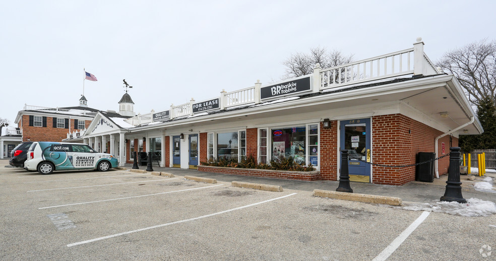 Primary Photo Of 8820-8850 N Port Washington Rd, Bayside Storefront Retail Office For Lease