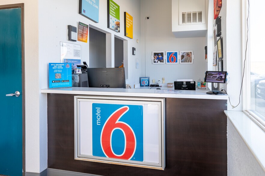 More Photos Of 65 S Grand Ave, Fort Lupton Hotel For Sale
