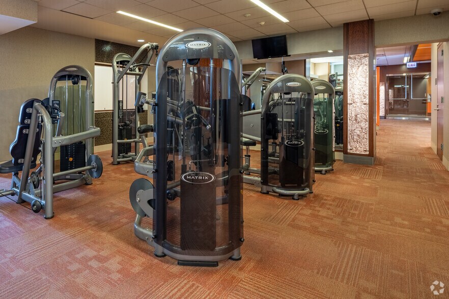 More Photos Of 400 E Randolph St, Chicago Apartments For Sale