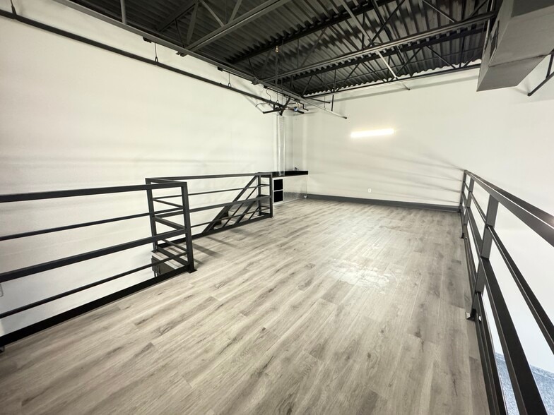 More Photos Of 1435 FM 1463 Rd, Katy Showroom For Sale