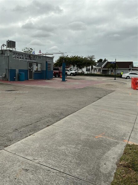 More Photos Of 11480 W Flagler St, Miami Auto Repair For Sale