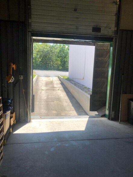 More Photos Of 6064 Reega Ave, Egg Harbor Township Service For Sale