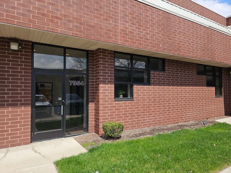 More Photos Of 7950-7994 N Lilley Rd, Canton Light Distribution For Sale