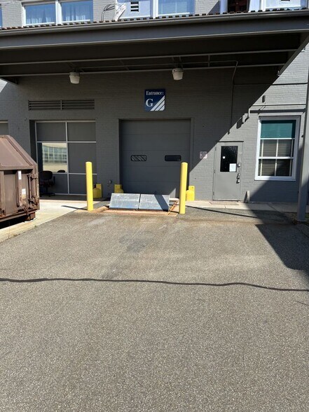 More Photos Of 500 S Broad St, Meriden Manufacturing For Lease