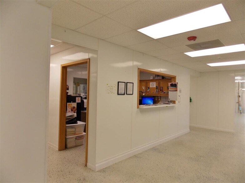 More Photos Of 702 S Peachtree St, Jasper Daycare Center For Lease