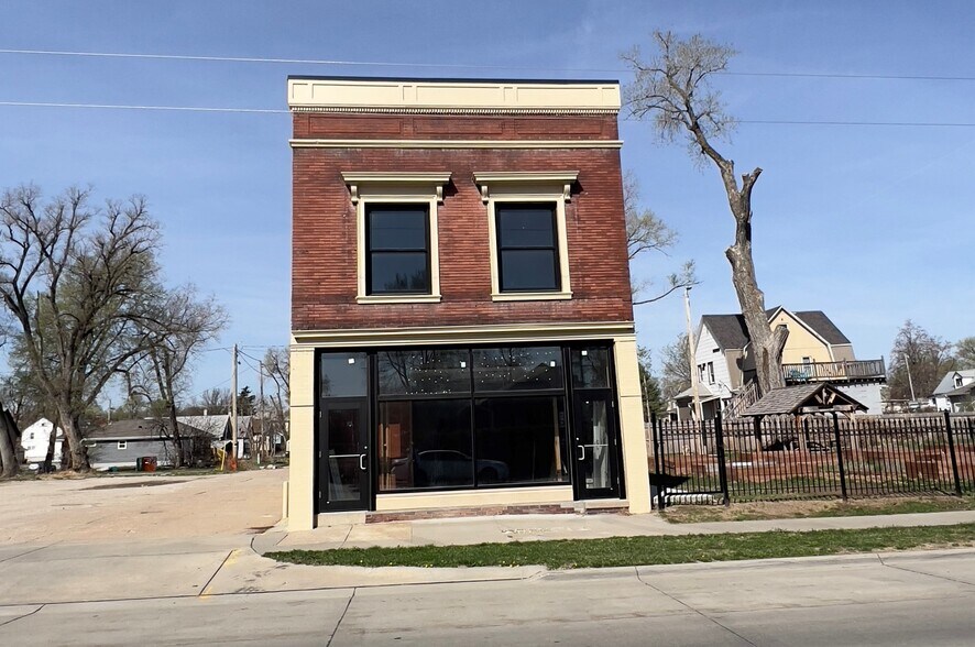 More Photos Of 3116 N 24th St, Omaha Storefront For Lease