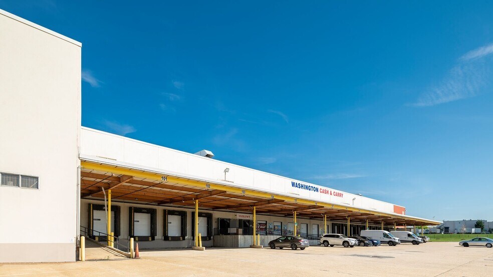 More Photos Of 6300 Columbia Park Rd, Cheverly Warehouse For Lease