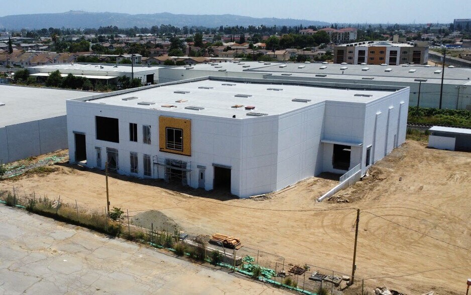 More Photos Of 4308 Temple City Blvd, El Monte Industrial For Lease