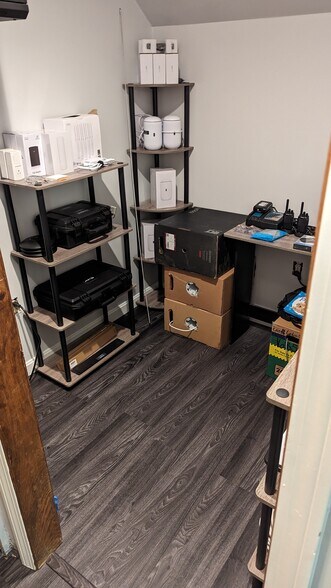 More Photos Of 29 Lafayette Rd, North Hampton Storefront Retail Office For Lease