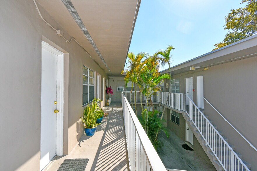 More Photos Of 17031 NE 21st Ave, North Miami Beach Apartments For Sale