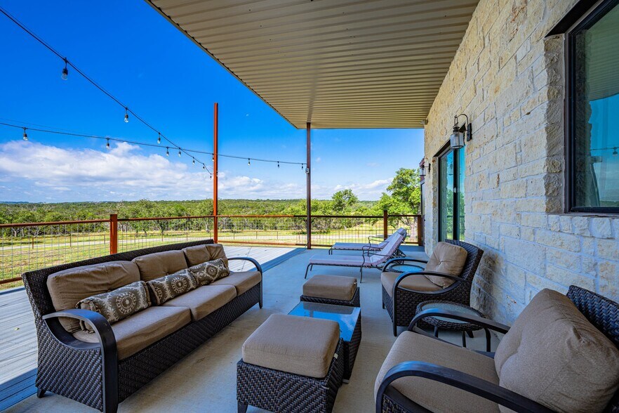 More Photos Of 1430 Gibson Best, Hye Land For Sale