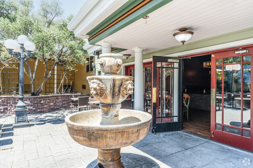 More Photos Of 1535-1541 Giammona Dr, Walnut Creek Storefront For Sale